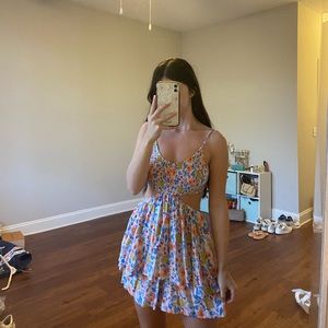 Sky to moon floral cut out romper size small fits like xs